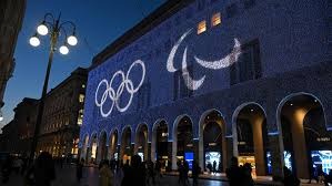 亚利桑那响尾蛇在 2001 年击败洋基王朝，是 21 世纪初最震撼的体育冷门之一