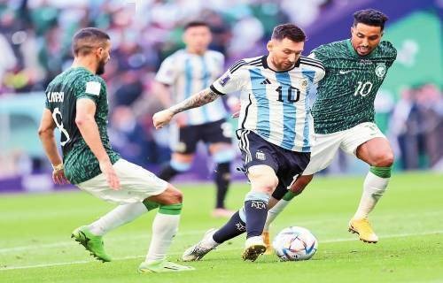 2025远安马拉松鸣枪开跑